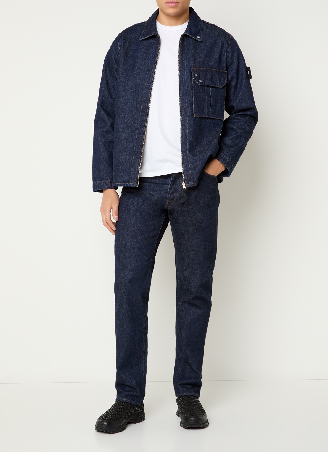 Stone Island S00J7 straight leg jeans met donkere wassing - voorkant 5 indigo