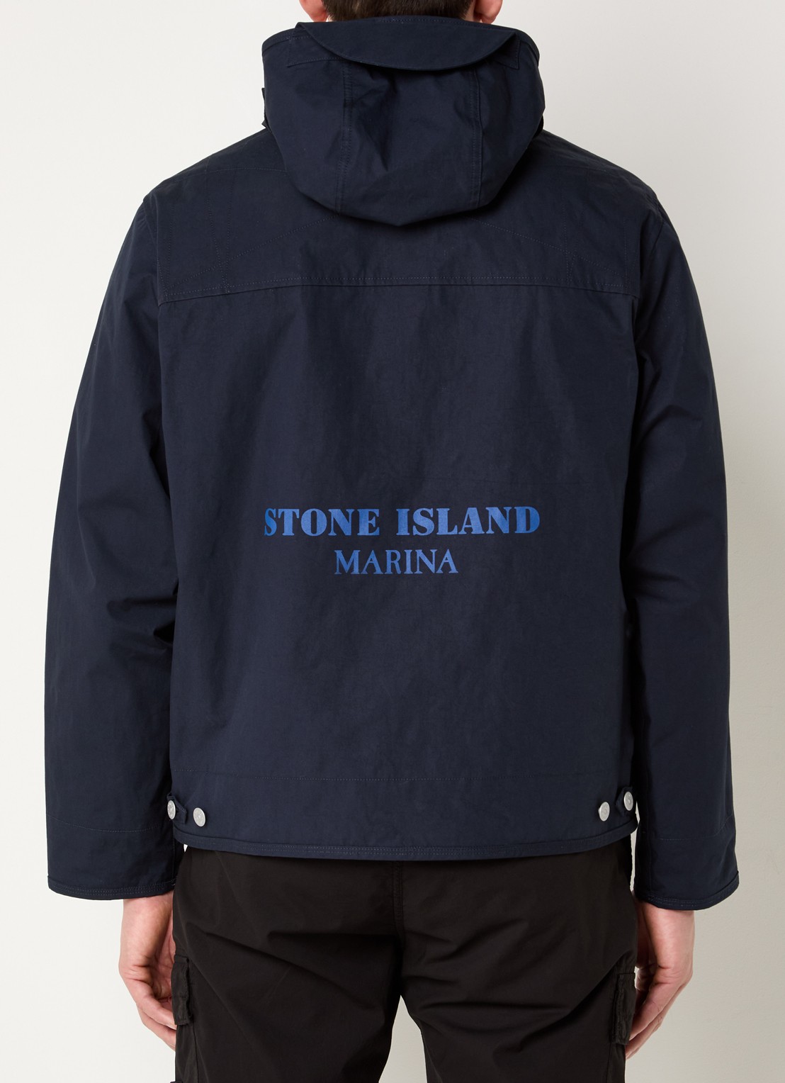 Stone Island S00X1 Marina jack met logo en capuchon - detail donkerblauw