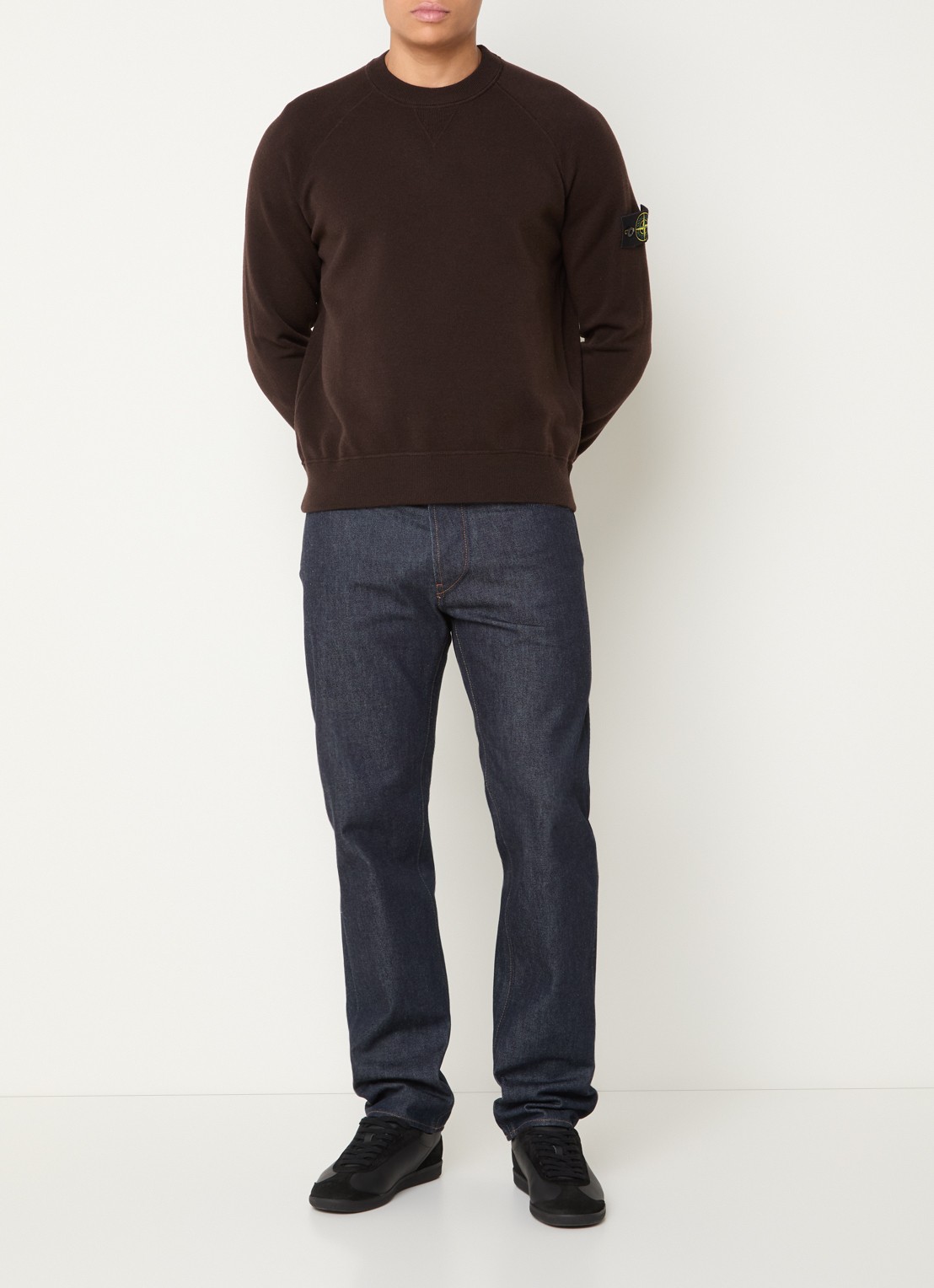 Stone Island S01A1 fijngebreide trui in scheerwolblend met logo - voorkant 5 bruin