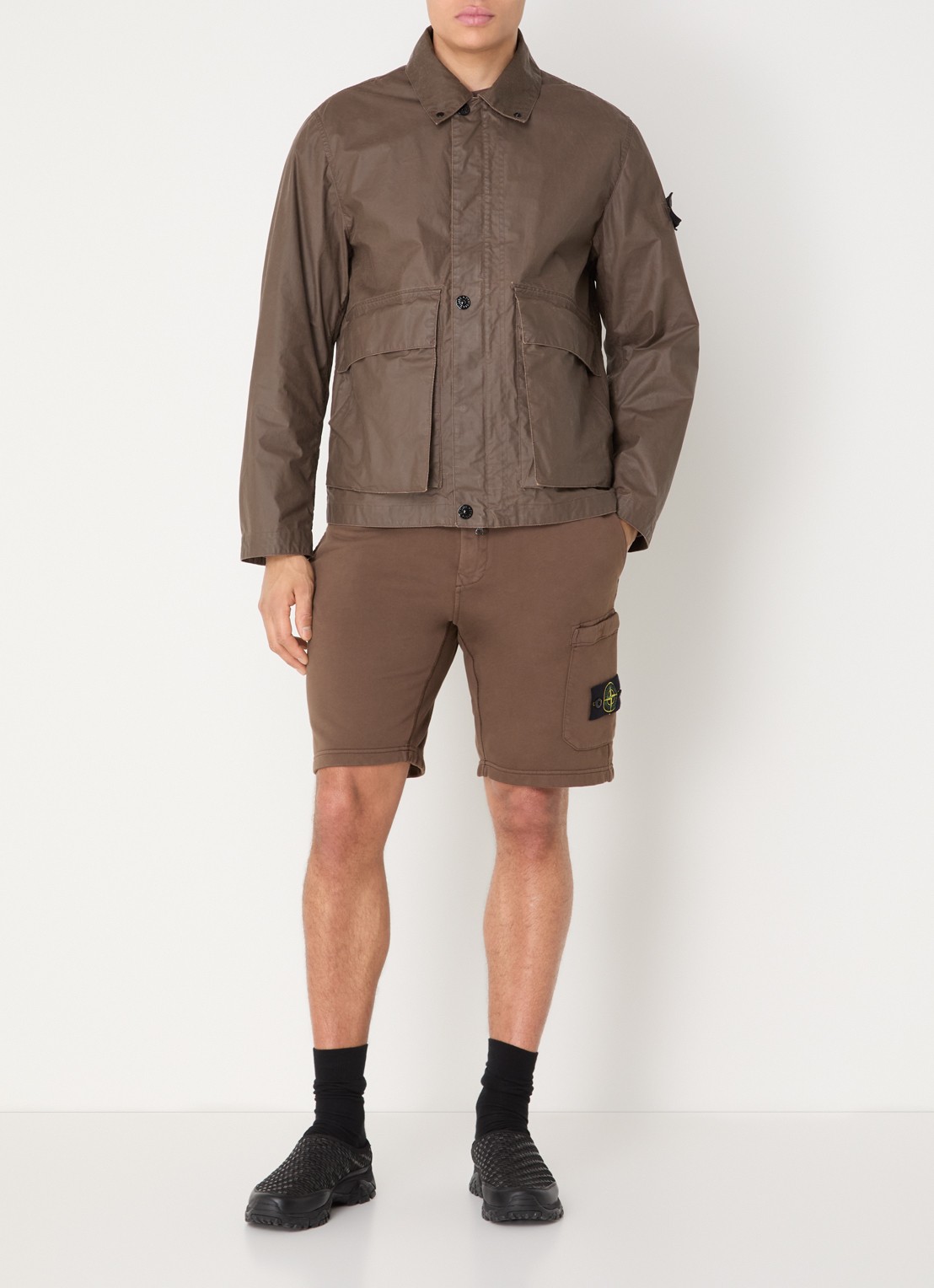 Stone Island S0290 Jack met klepzakken en logo - voorkant 3 donkerbruin