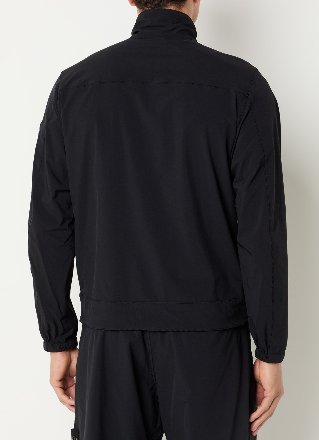 Stone Island S0375 jack met borstzak en logo - achterkant zwart