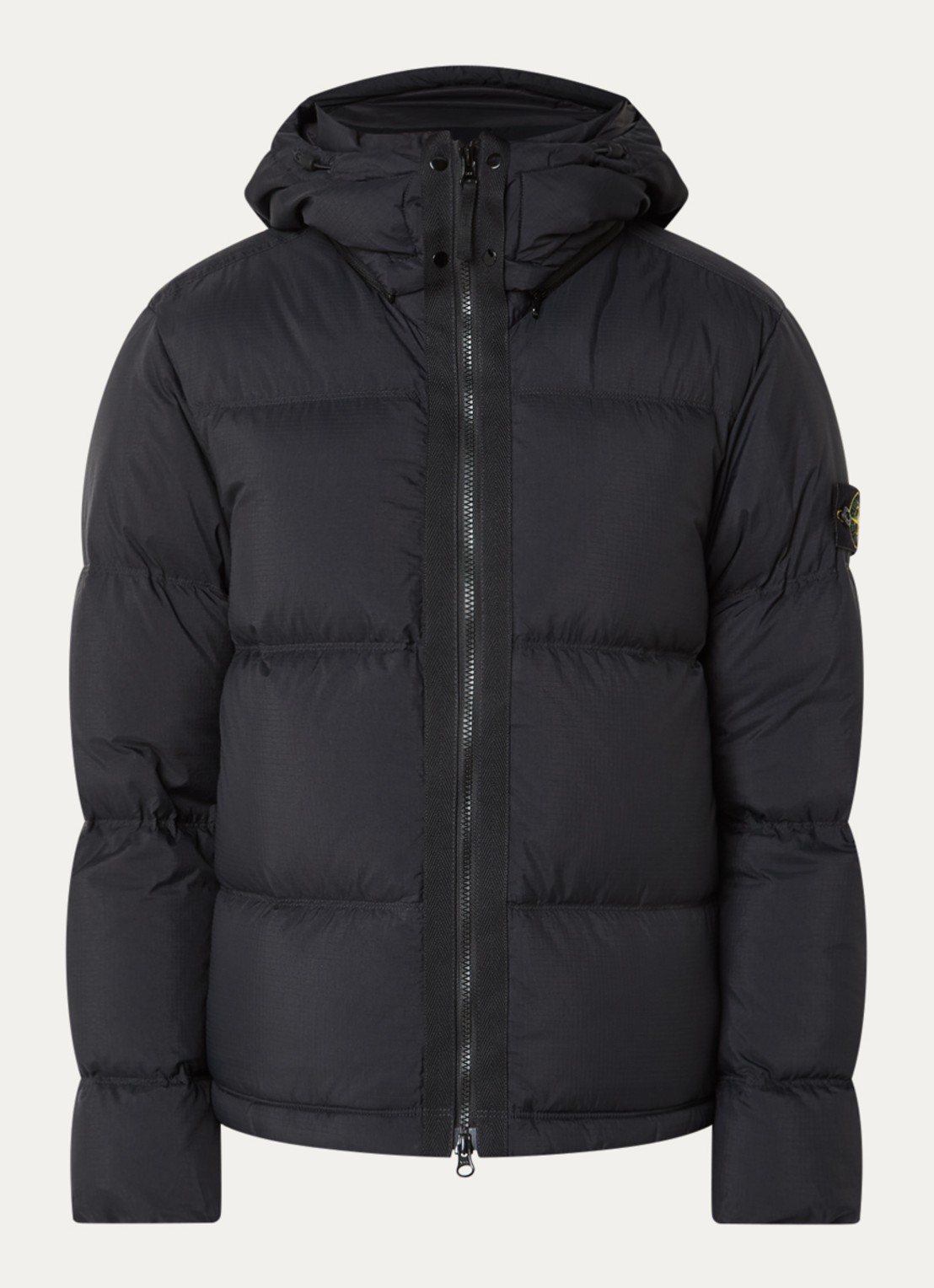 Stone Island S0483 puffer jacket met donsvulling en afneembare capuchon - voorkant zwart