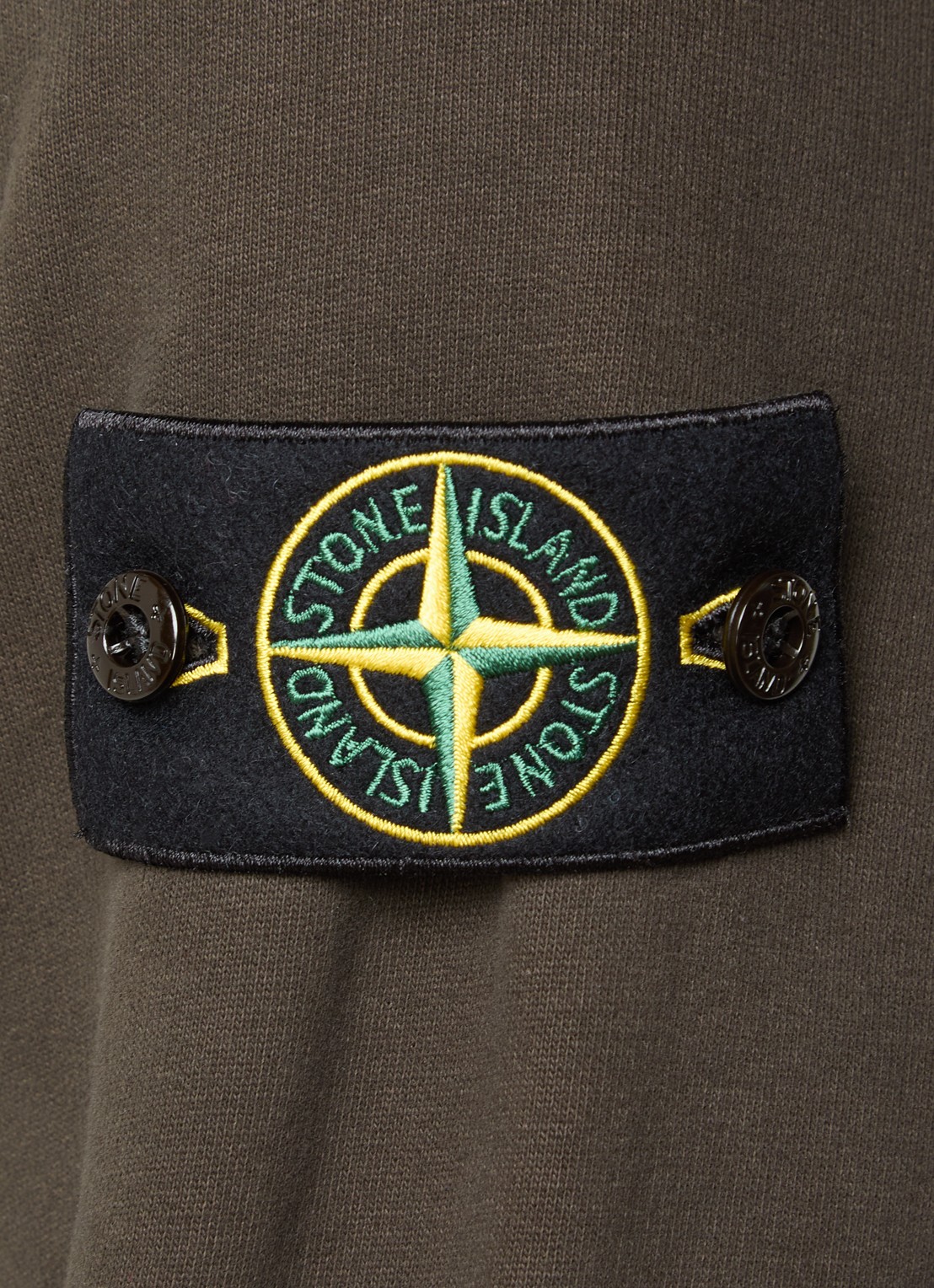Stone Island S0A20 sweater met logo en borstzak - detail 2 bruin