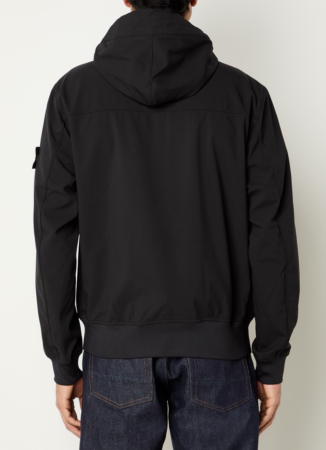 Stone Island S0A22 jack met capuchon en logo - achterkant zwart