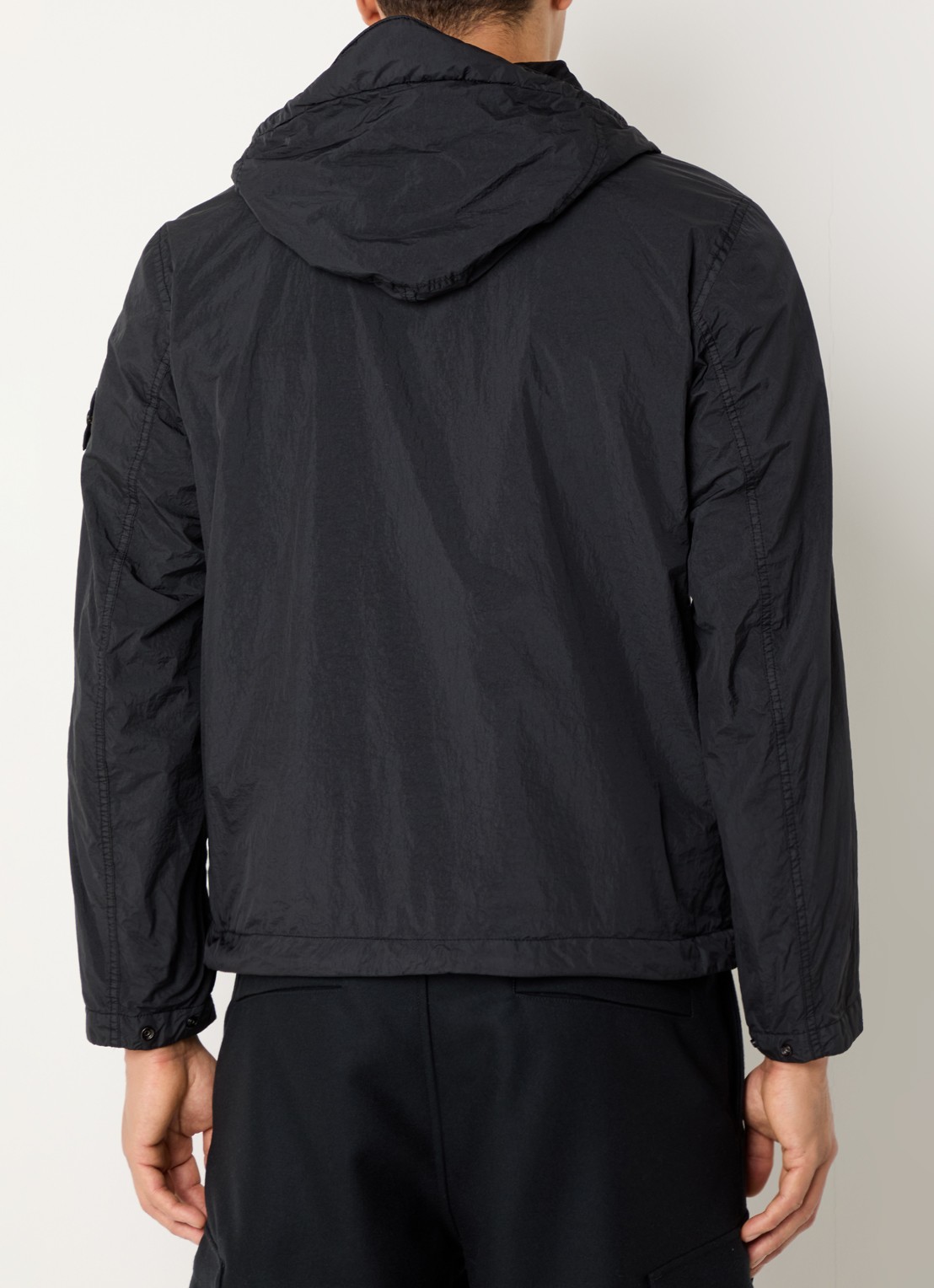 Stone Island S0A23 Jack met capuchon en logo - achterkant 3 zwart
