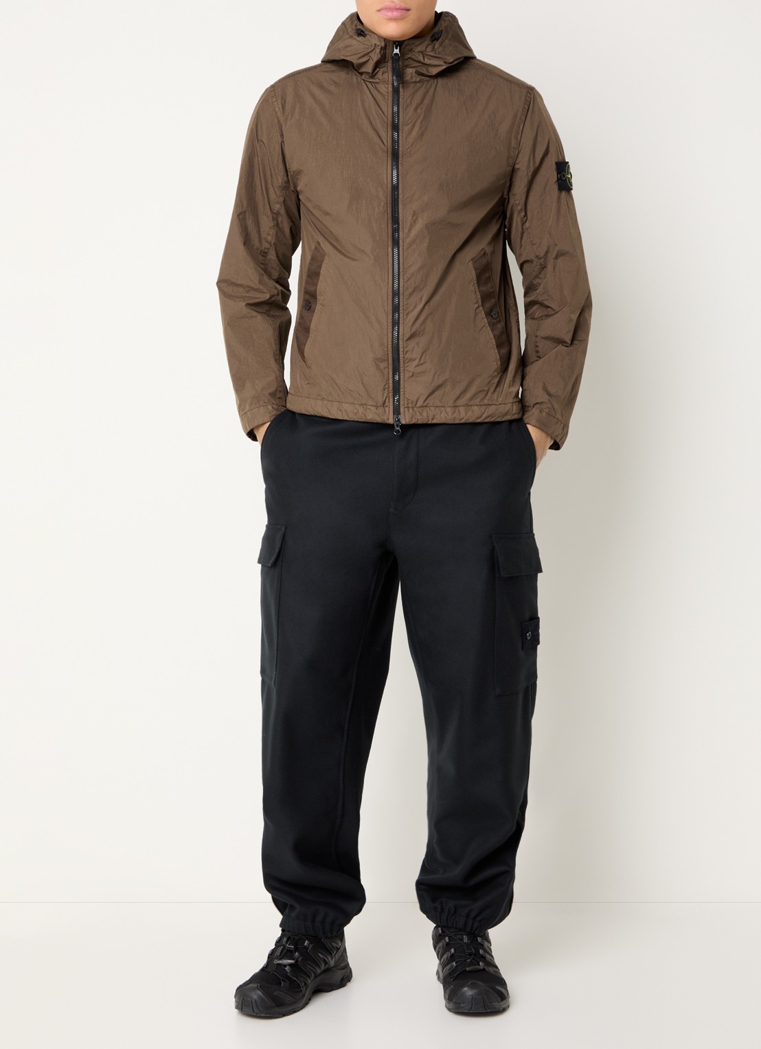 Stone Island S0A23 Jack met capuchon en logo - voorkant 3 beige