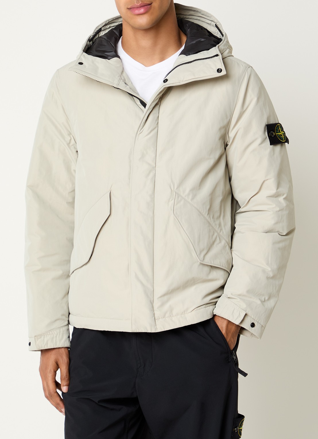 Stone Island S0A26 gewatteerde parka met capuchon en steekzakken - detail 3 zand