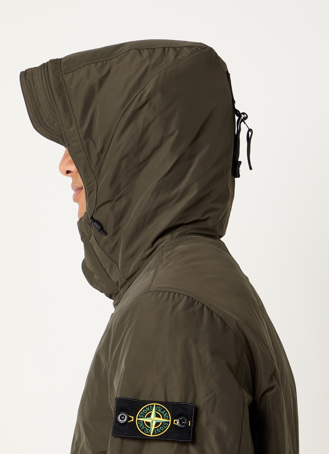 Stone Island S0A26 gewatteerde parka met capuchon en steekzakken - detail 6 bronsgroen