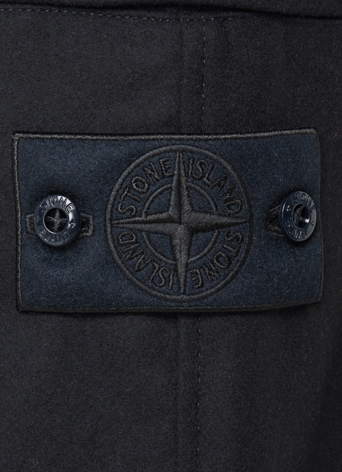 Stone Island S0F24 tapered fit cargobroek in scheerwolblend met klepzakken - detail 4 donkerblauw