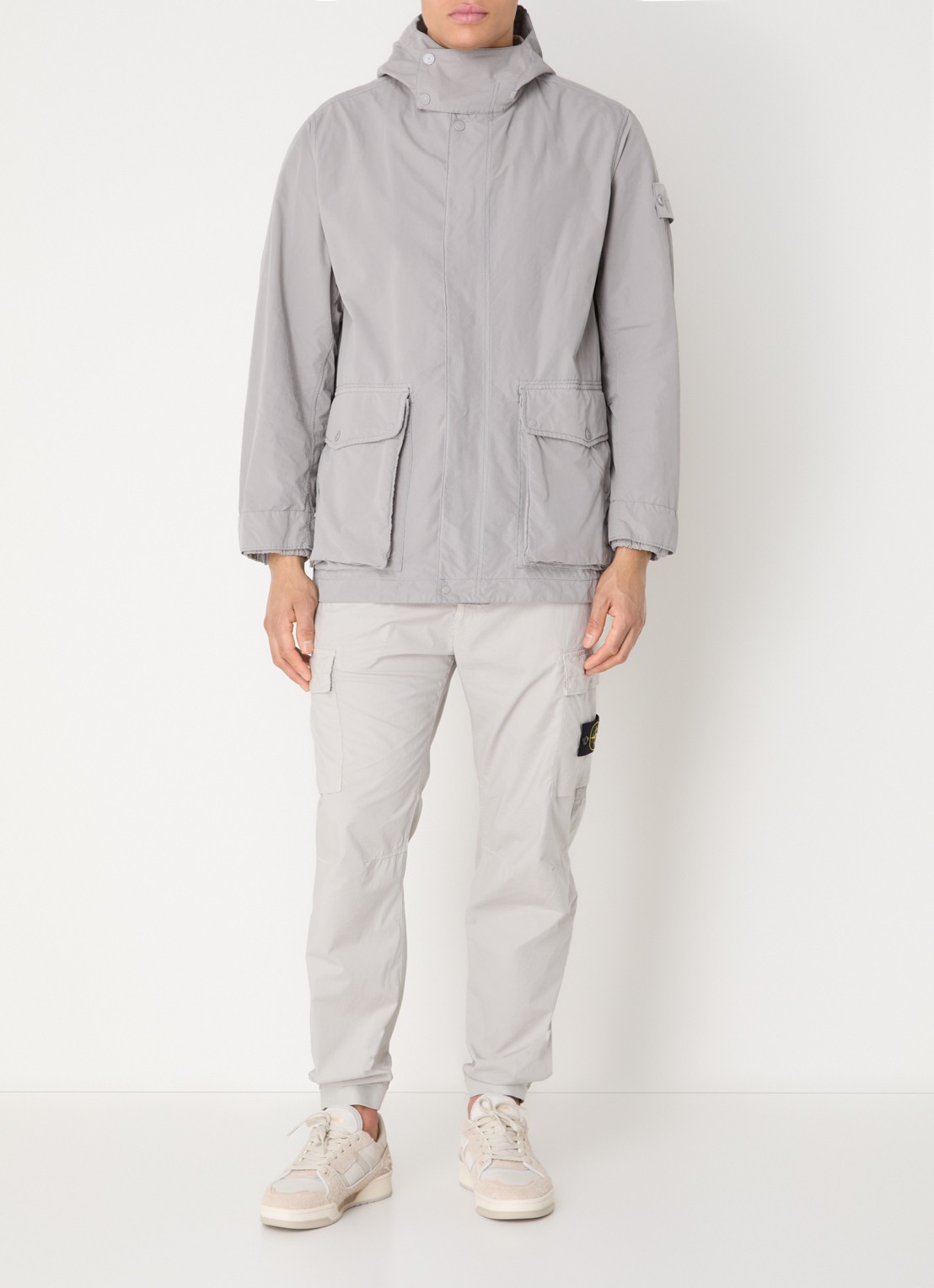 Stone Island S0F33 Jack met capuchon en logo - voorkant 2 grijs