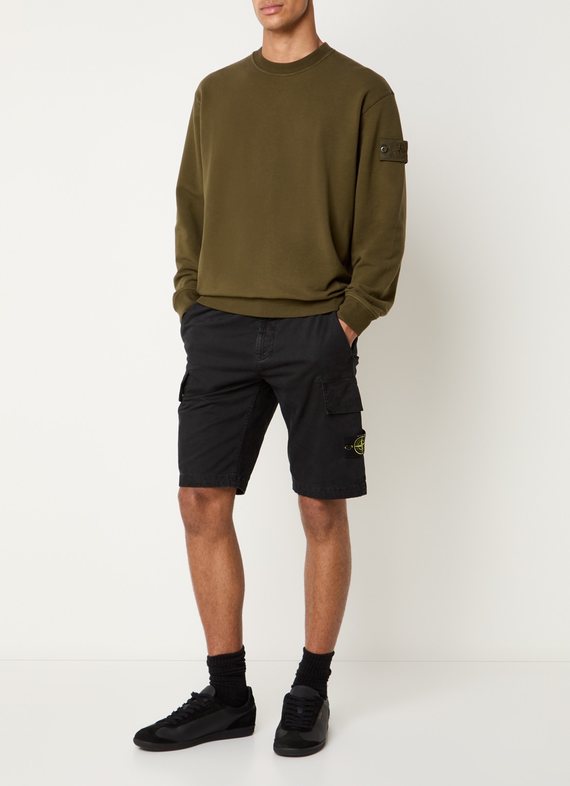Stone Island S0F53 sweater met logo - voorkant 4 bronsgroen