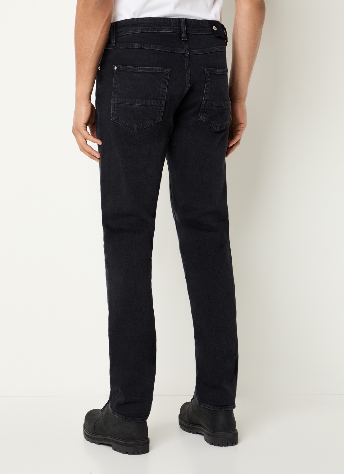 Stone Island S0J11 slim fit jeans met steekzakken - achterkant 4 zwart