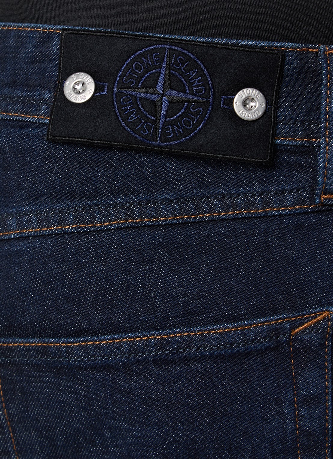 Stone Island S0J12 slim fit jeans met donkere wassing - detail 6 blauw