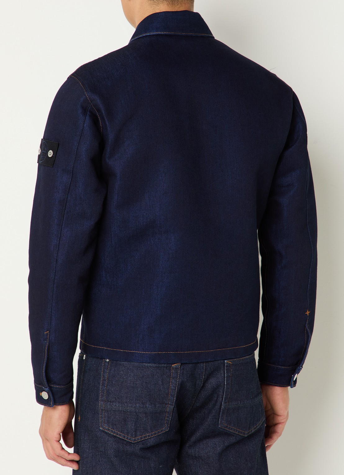 Stone Island S0J17 spijkerjas met borstzakken - achterkant indigo