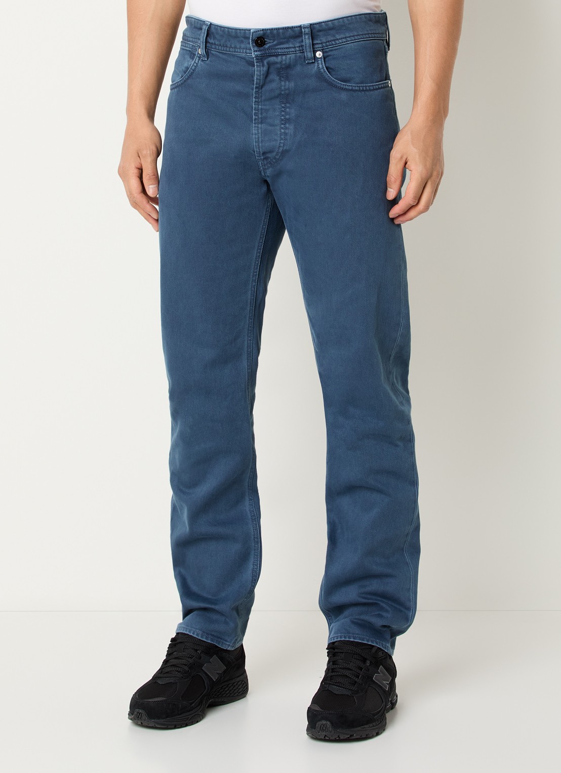 Stone Island S0J18 Tapered fit jeans met donkere wassing - detail indigo