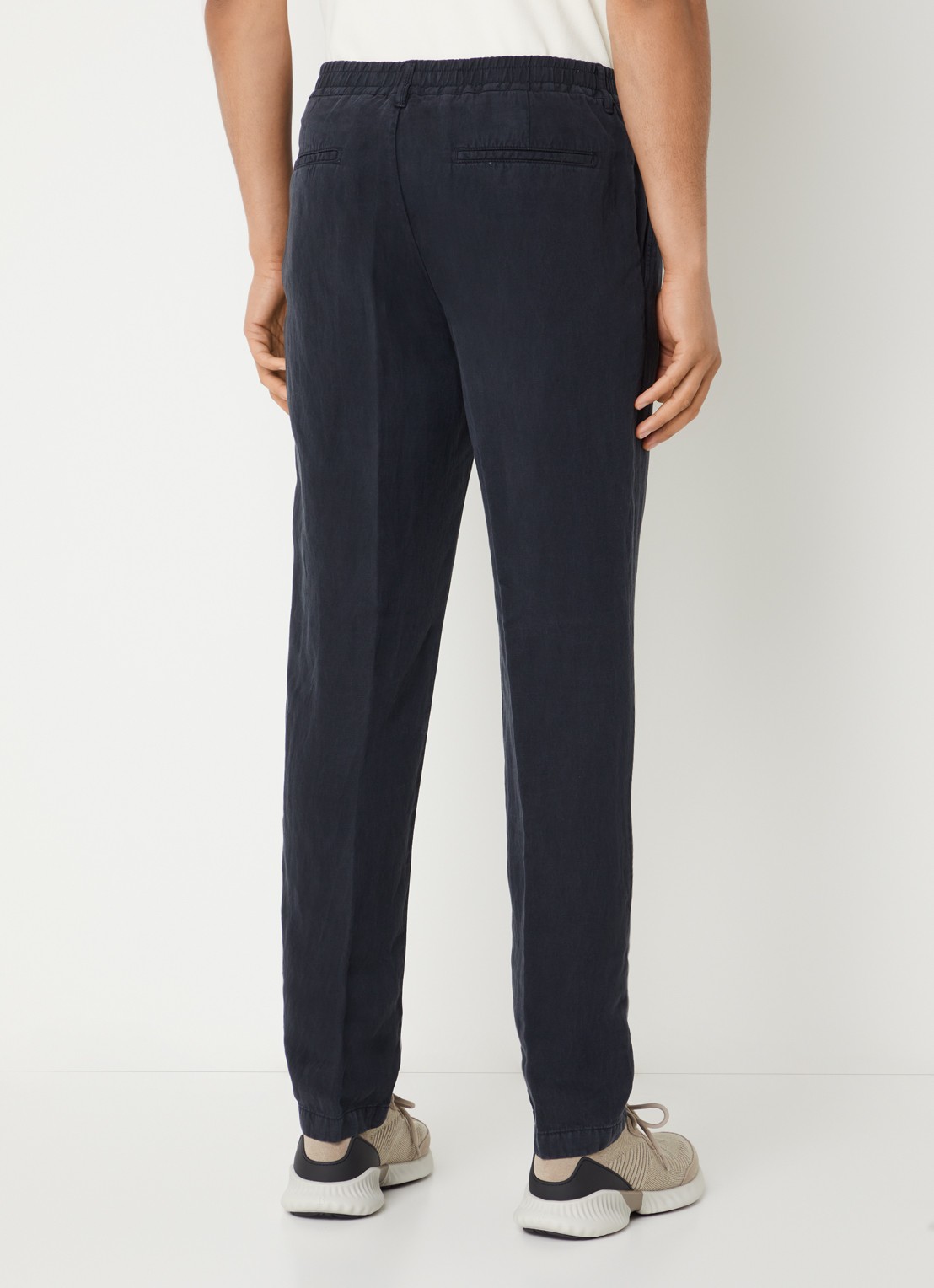 Strellson Lui chino in linnenblend met steekzakken en elastische band - achterkant 5 donkerblauw
