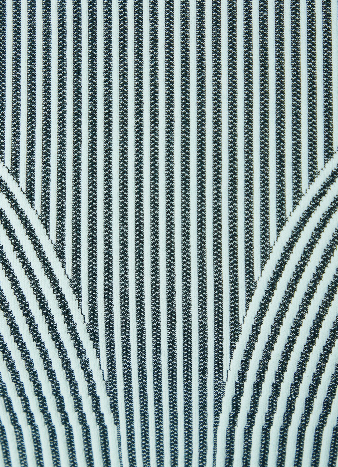 STRONGER Arc Seamless sport bh met medium support - detail 2 lichtblauw