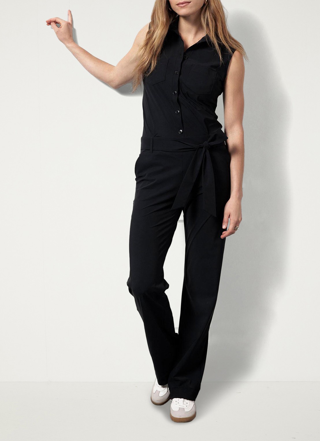Studio Anneloes Angel straight fit jumpsuit van travelstof - detail 7 zwart