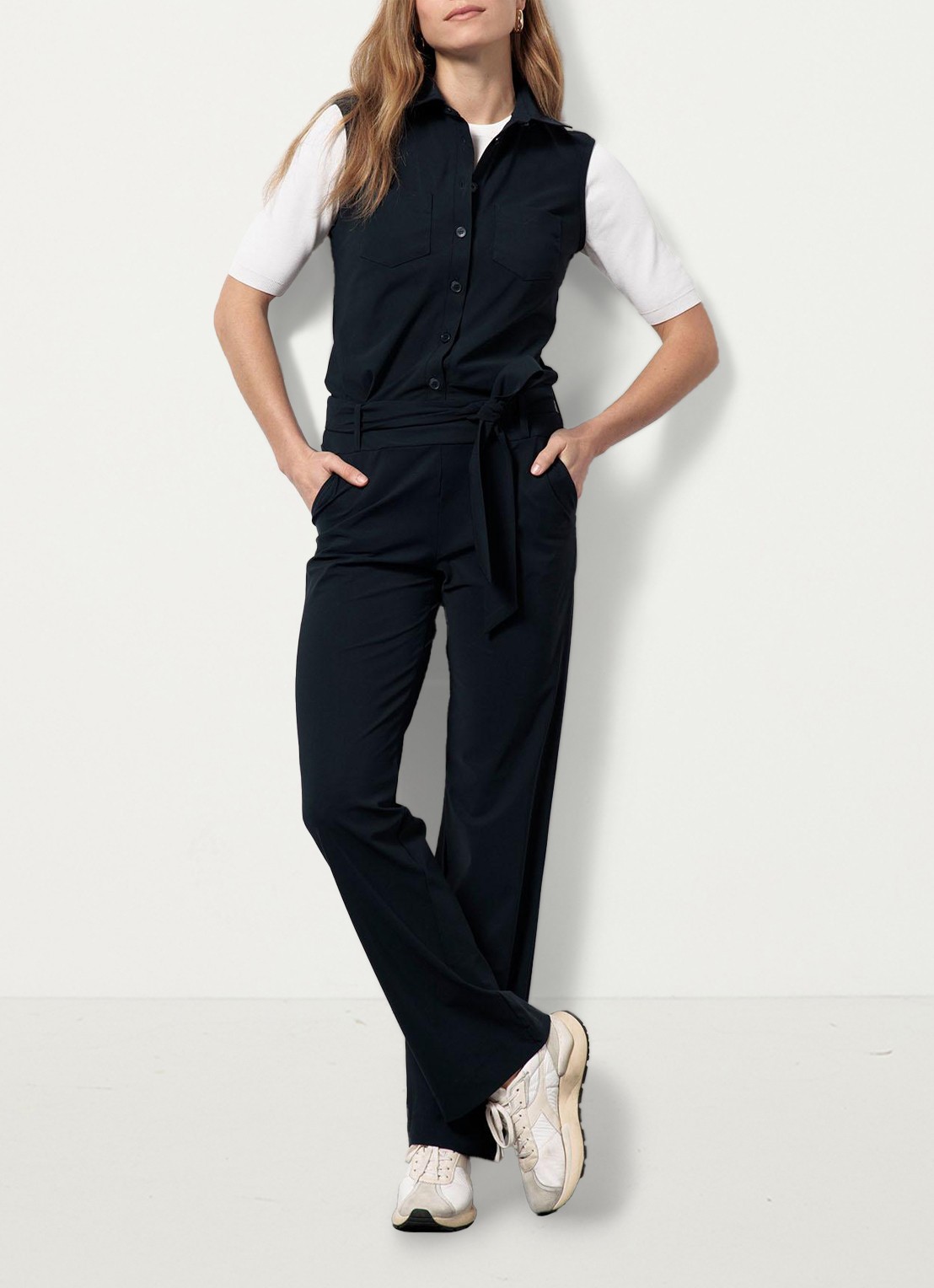 Studio Anneloes Angel straight fit jumpsuit van travelstof - detail 7 donkerblauw