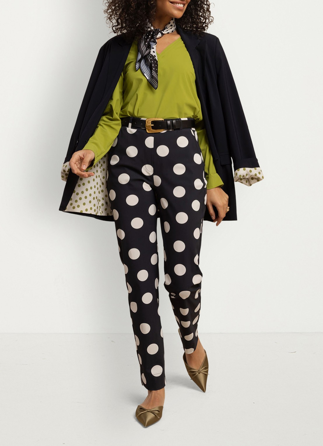 Studio Anneloes Anne high waist slim fit broek met stippenprint - voorkant 2 blauw