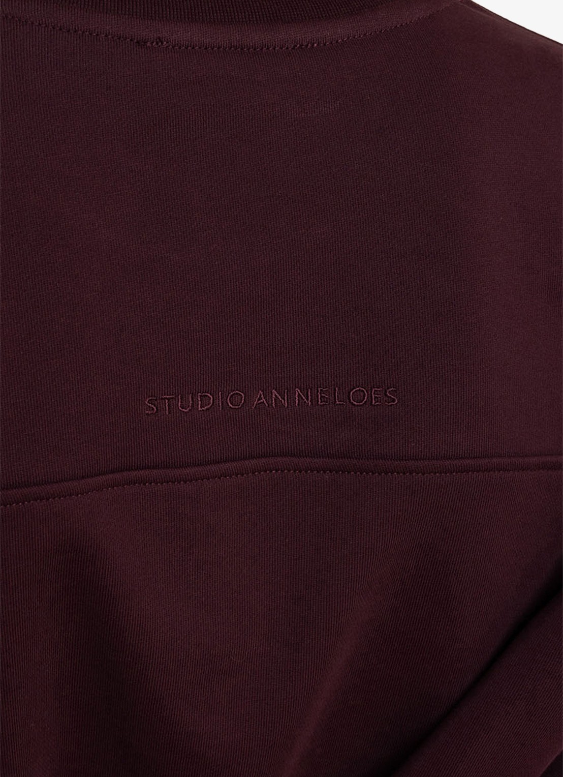 Studio Anneloes Costa ls round neck sweater - detail 2 aubergine
