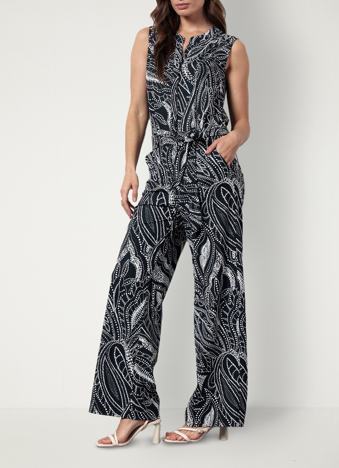 Studio Anneloes Ellis wide fit jumpsuit met print en steekzakken - voorkant 2 donkerblauw