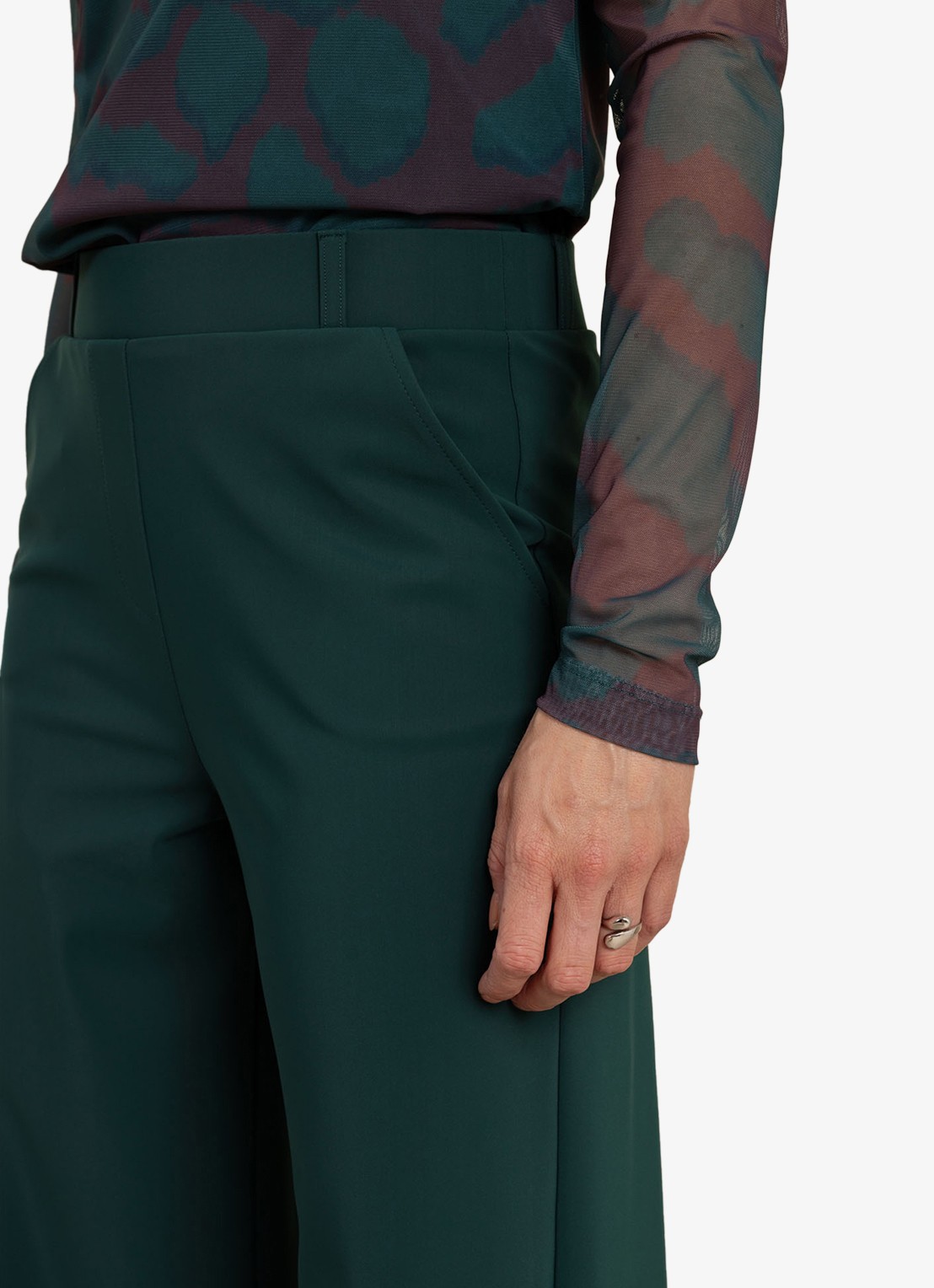 Studio Anneloes Lexie bonded trousers - detail 2 petrol