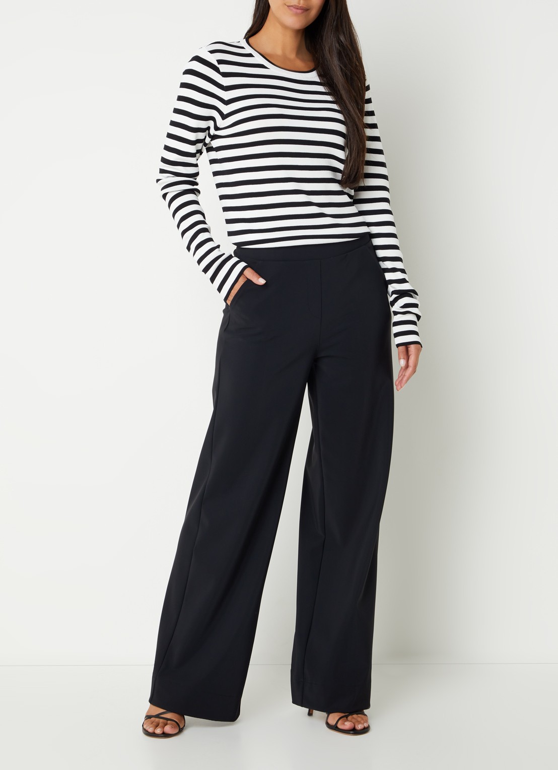 Studio Anneloes Luna fijngebreide pullover met streepprint  - voorkant 4 gebroken wit