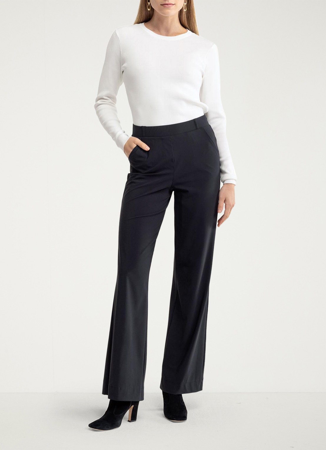 Studio Anneloes Marilon high waist wide fit broek met steekzakken - voorkant 4 zwart