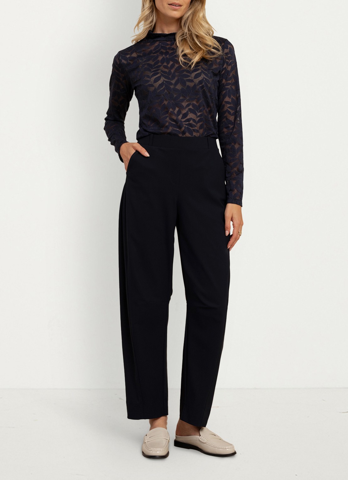Studio Anneloes Reagan lace top - voorkant 5 kobaltblauw