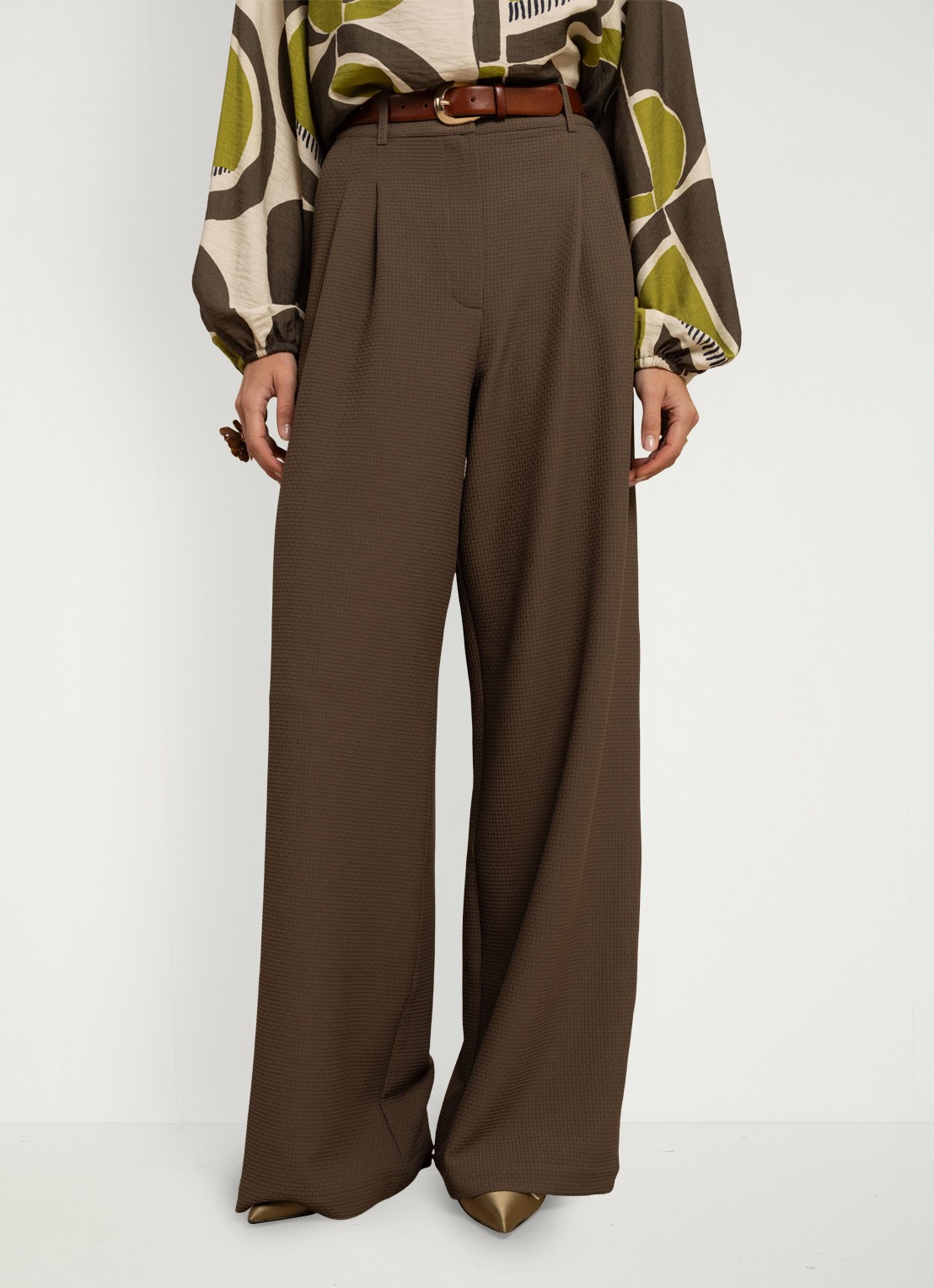 Studio Anneloes Skye high waist wide fit pantalon met structuur - detail bruin