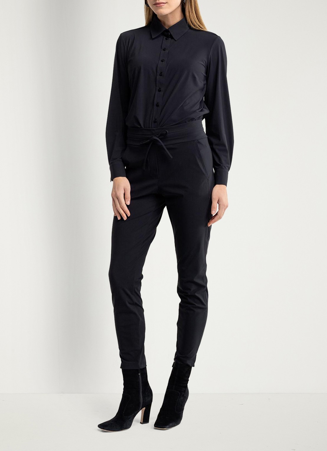 Studio Anneloes Startup high waist cropped slim fit broek met trekkoord - voorkant 5 zwart