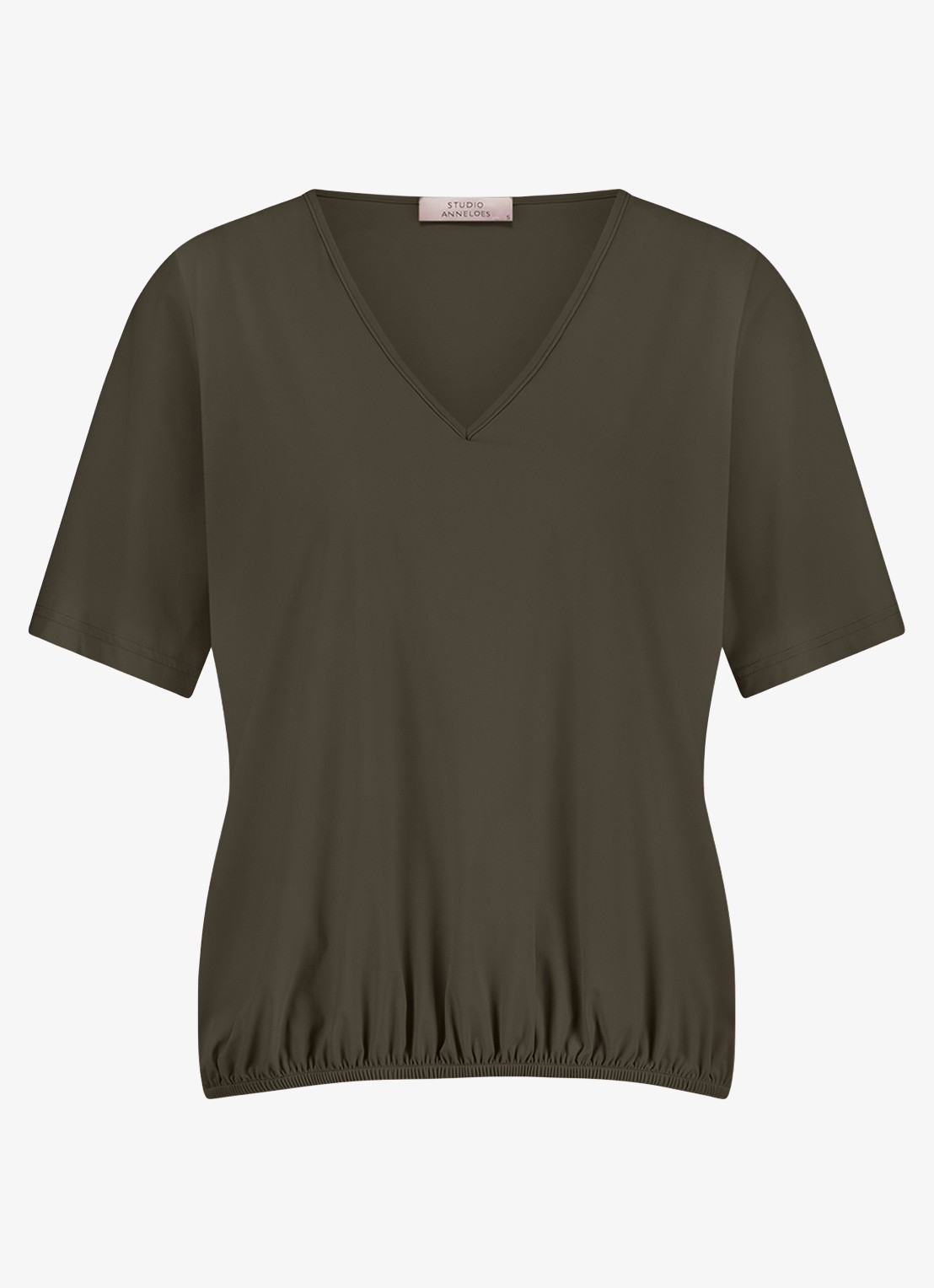 Studio Anneloes Vicky T-shirt met V-hals - voorkant 3 groen