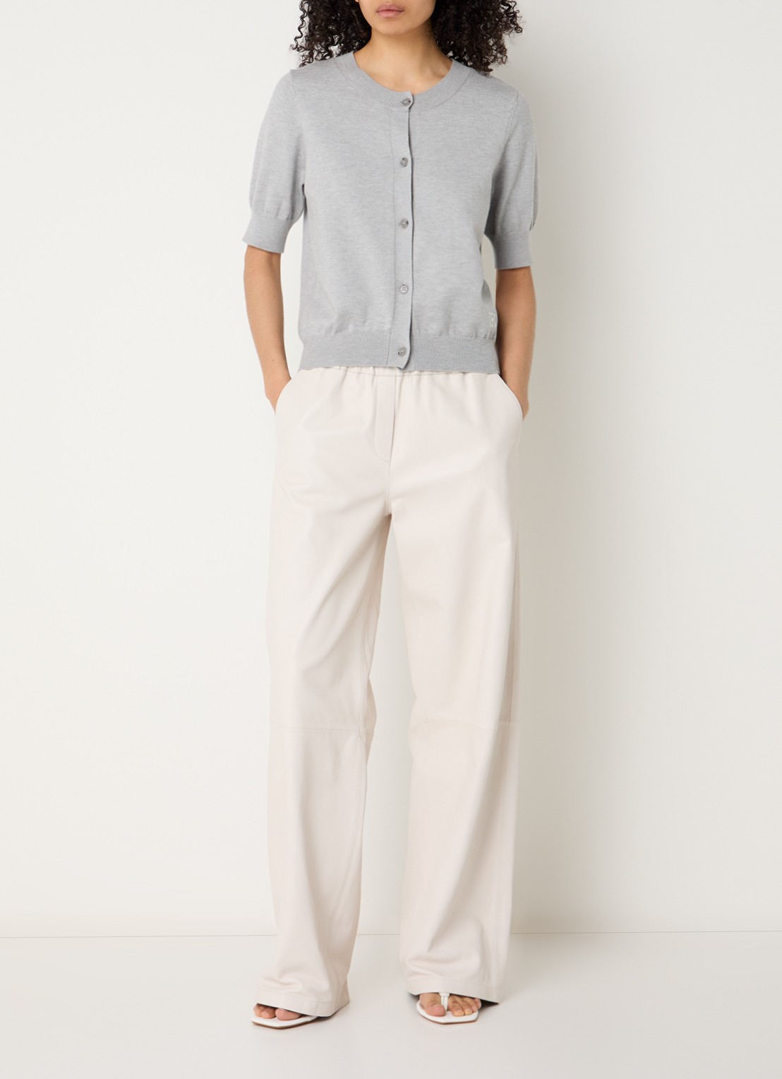 STUDIO AR Thalina high waist straight fit broek van schapenleer - voorkant 3 gebroken wit