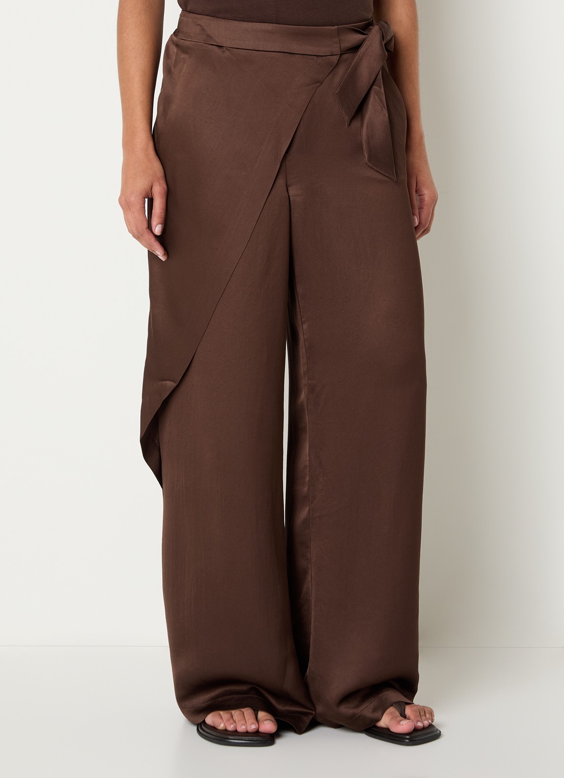 Summum High waist wide fit pantalon van zijde met overslag - detail 4 bruin