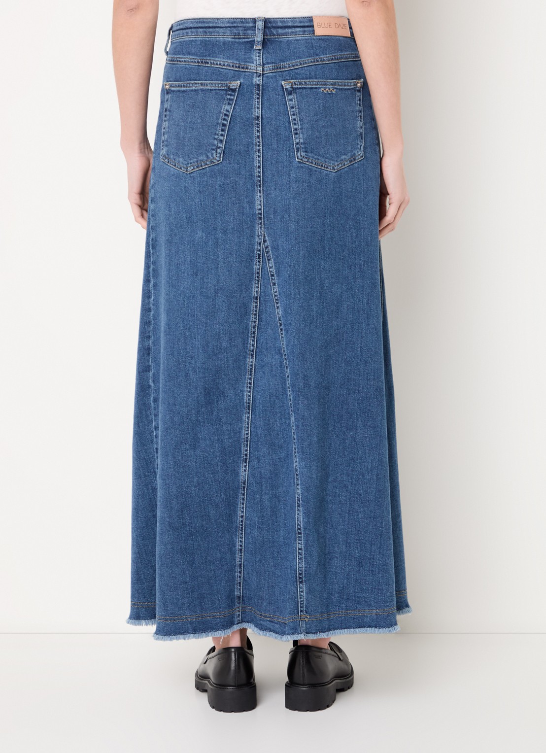 Summum Maxi spijkerrok met steekzakken  - achterkant indigo