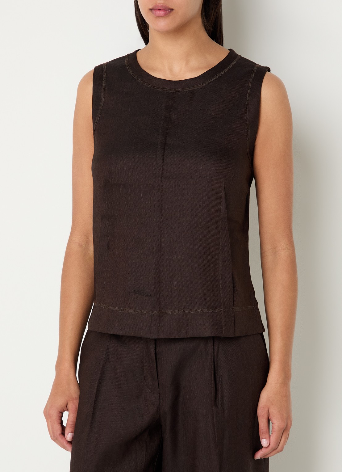 Summum Mouwloze top in linnenblend met ronde hals - detail 2 donkerbruin