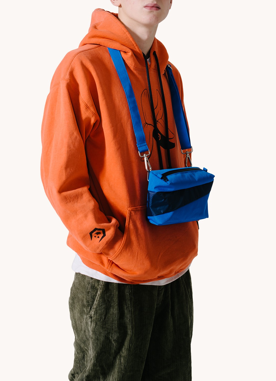 SUSAN BIJL Bum Bag Medium crossbodytas met waterafstotende coating - voorkant 3 kobaltblauw