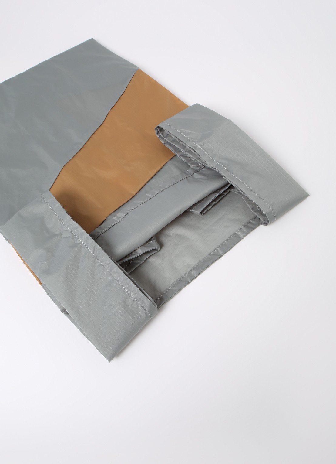 SUSAN BIJL Shopping Bag waterafstotende shopper  - detail 3 lichtgrijs