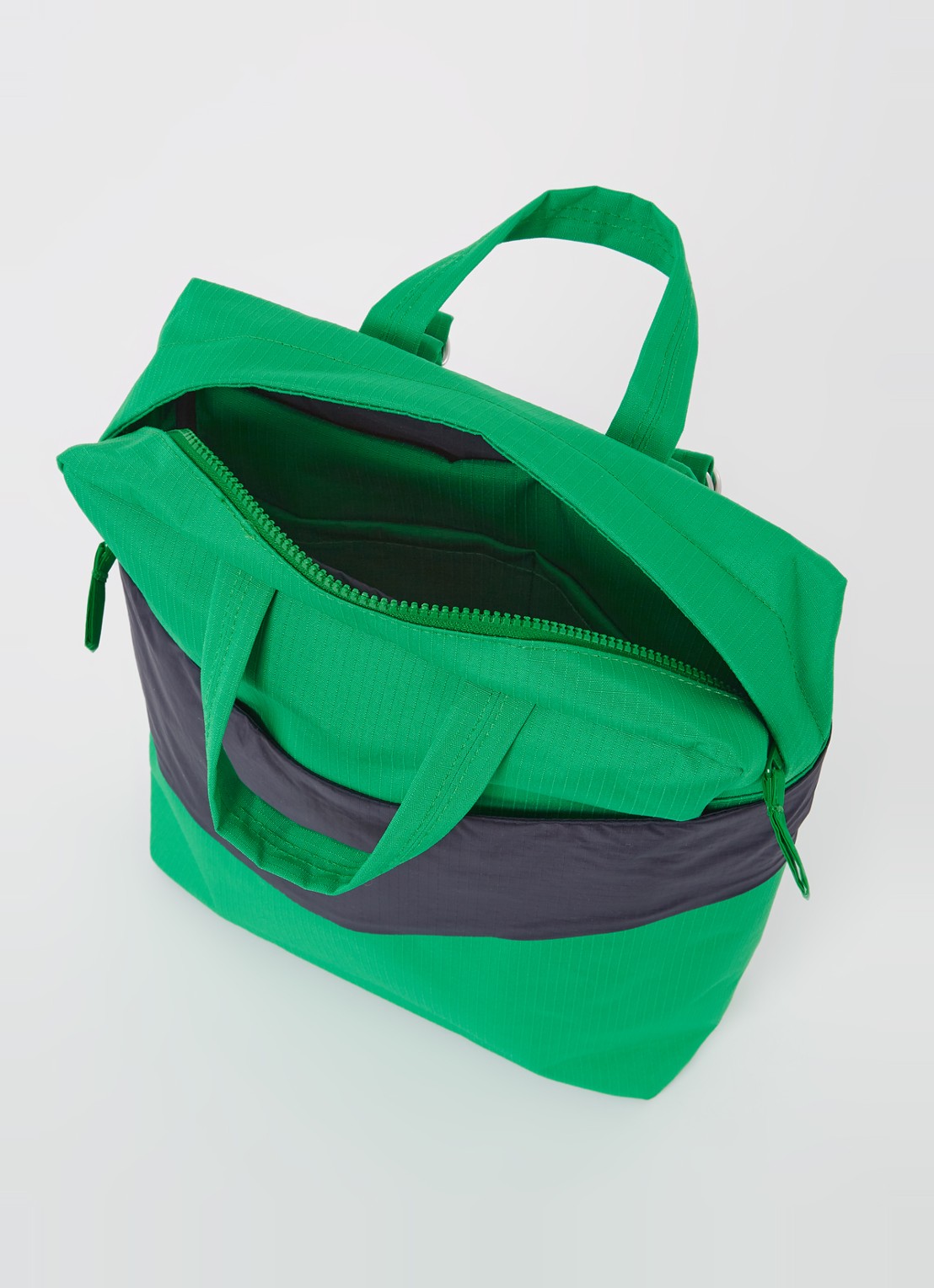 SUSAN BIJL The New Backpack waterafstotende rugzak met 13 inch laptopvak - detail 4 groen