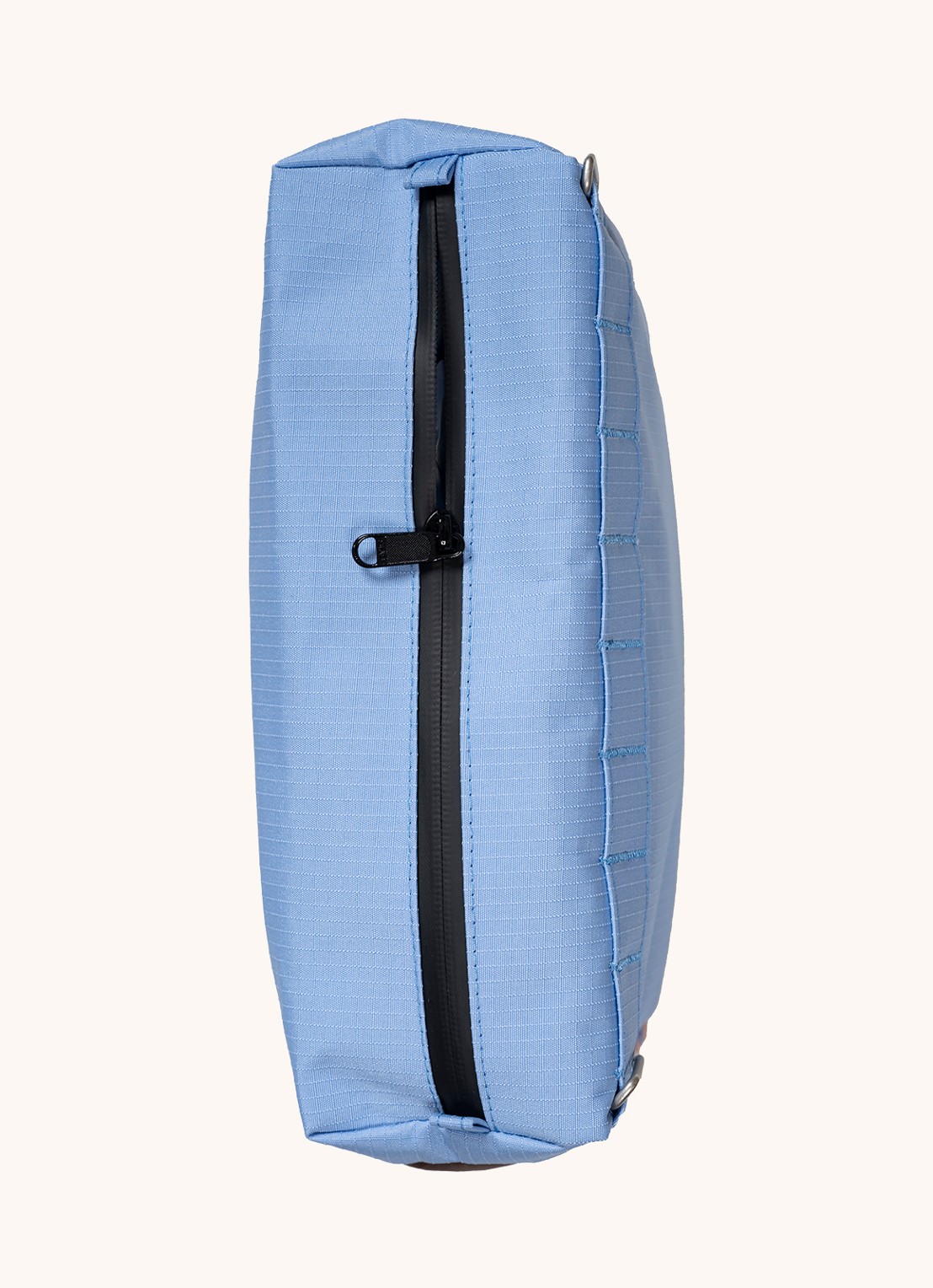 SUSAN BIJL The New Bum Bag Medium crossbodytas met waterafstotende coating - detail 4 lichtblauw
