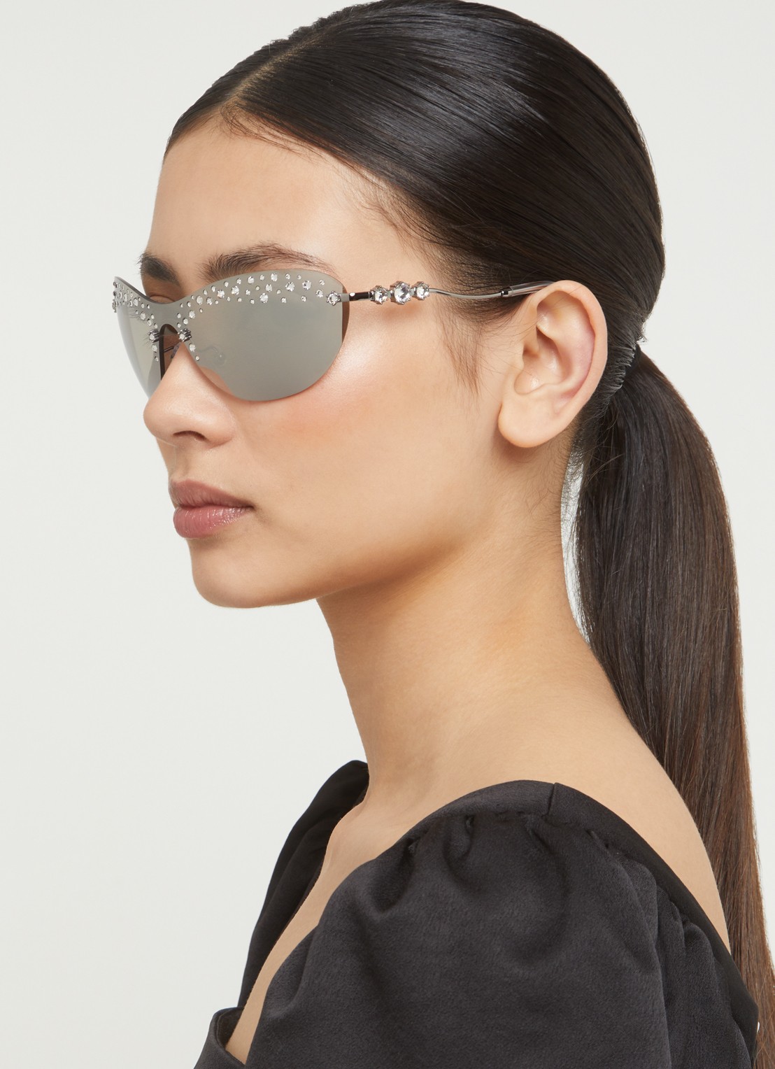 Swarovski Cat Eye zonnebril SK7023 - voorkant 2 zwart
