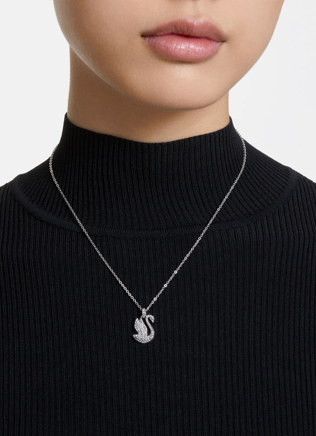 Swarovski ICONIC SWAN PEND XS CRY/RHS - voorkant 5 zilver
