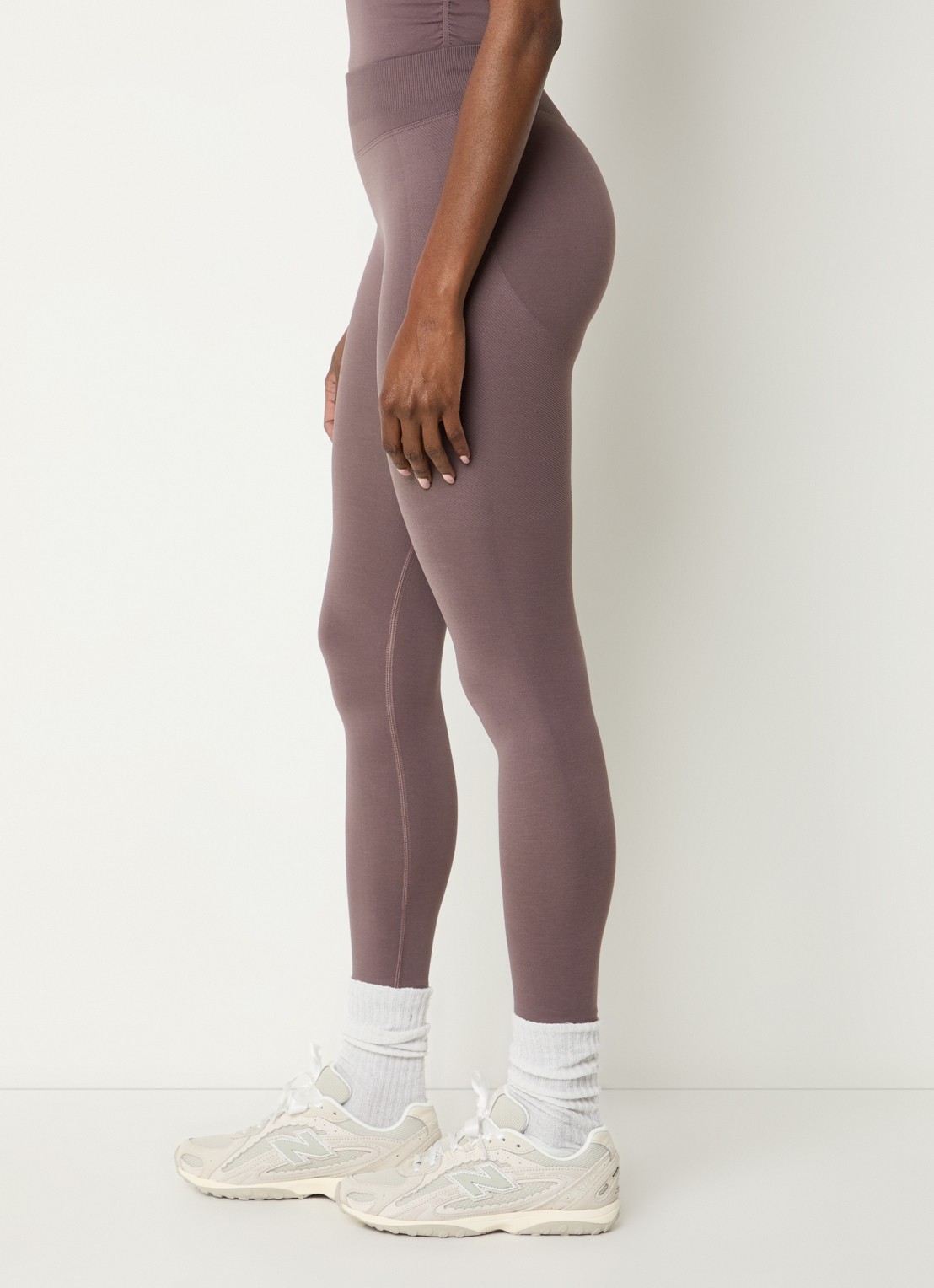 TALA Sculpt Seamless high waist skinny fit trainingslegging - detail 2 lichtbruin