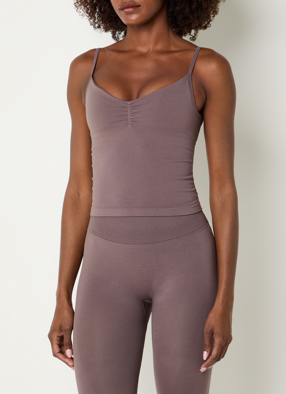 TALA Sculpt Seamless singlet met light support - detail 4 lichtbruin