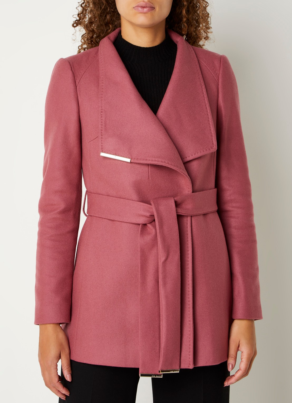 Ted Baker Rosess mantel in kasjmierblend met strikceintuur - detail oudroze