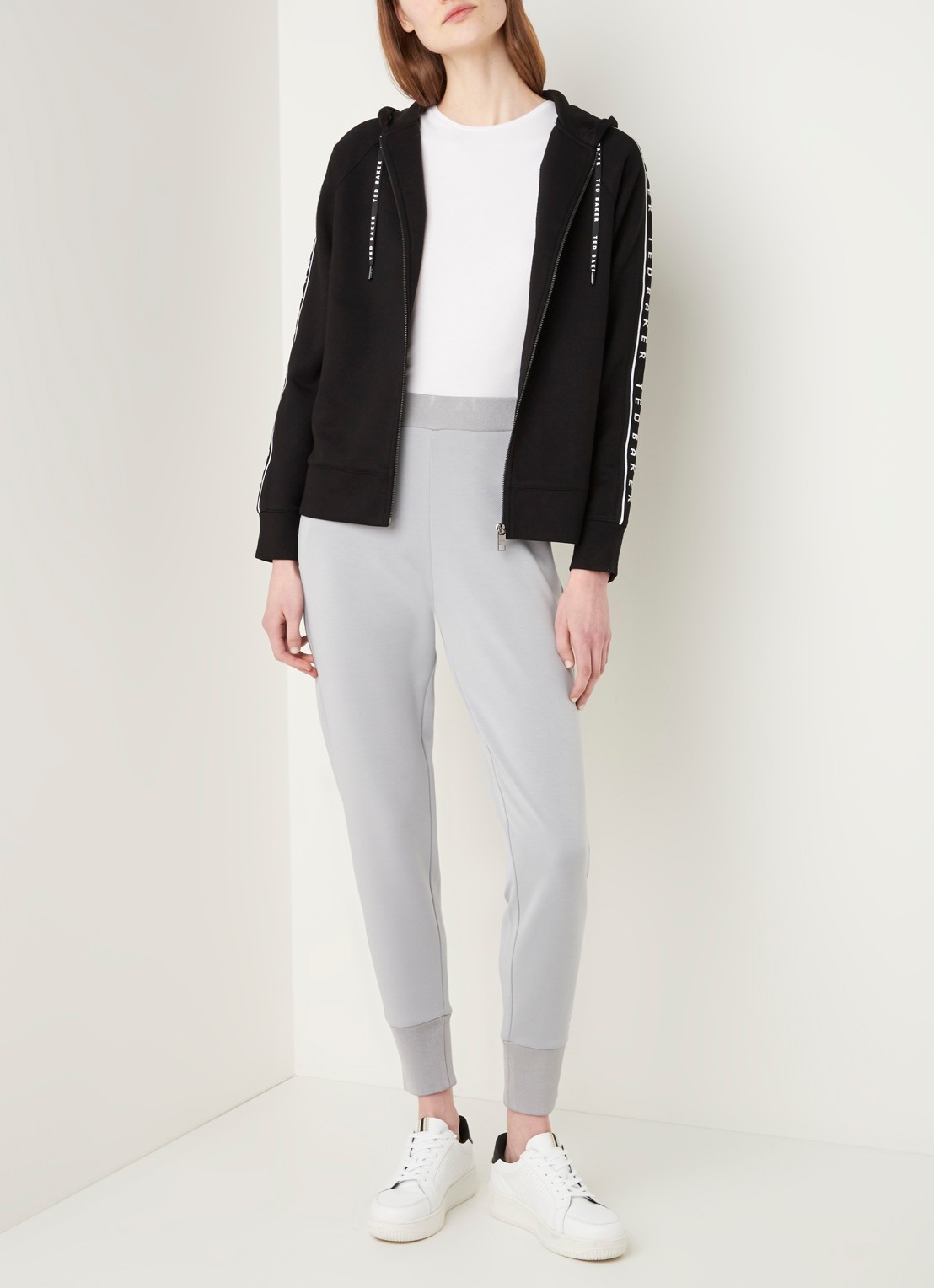 Ted Baker Varro jogger van jersey - voorkant 2 grijs