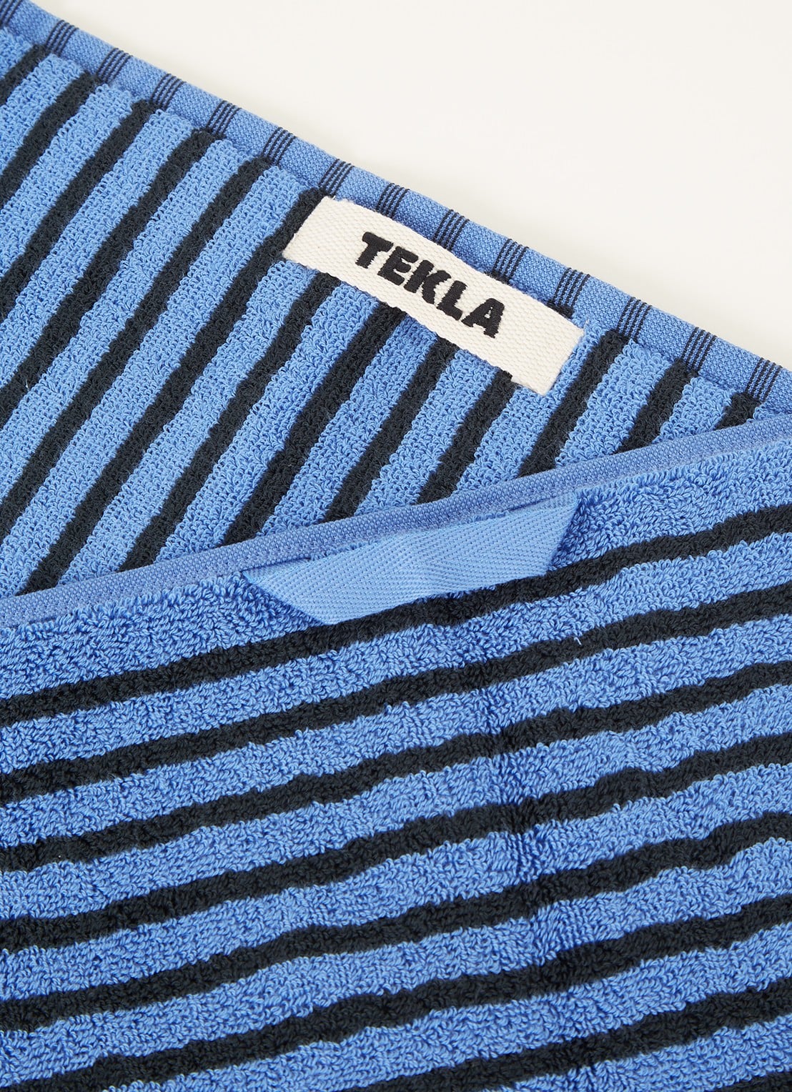 TEKLA Terry badhanddoek - 600 gr/m2 - 50 x 90 cm - detail 3 kobaltblauw