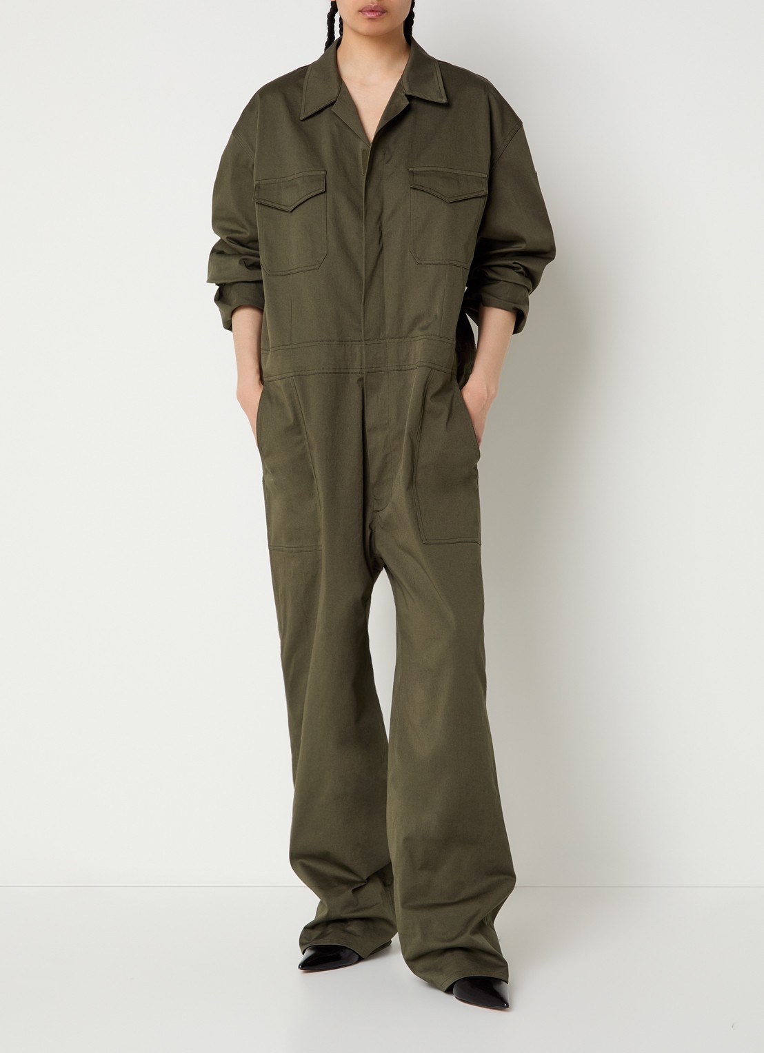 The Frankie Shop Ardea loose fit jumpsuit met steekzakken  - detail 2 groen