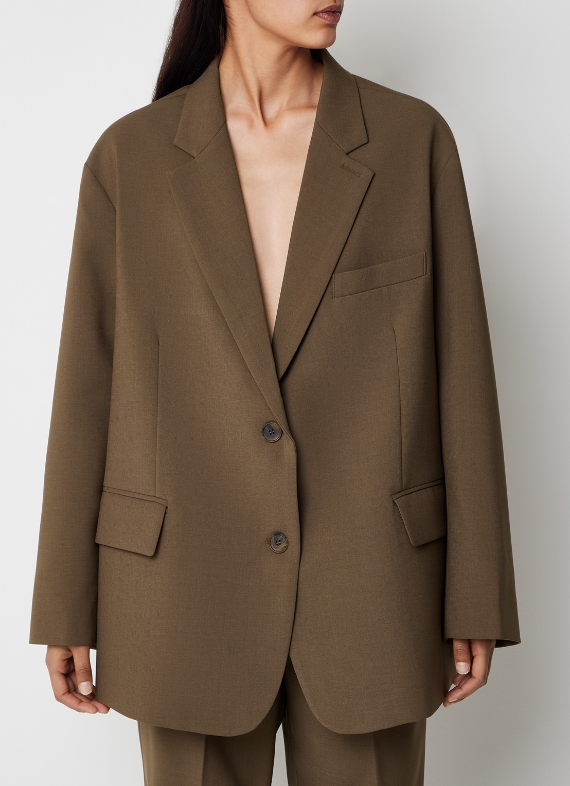 The Frankie Shop Bea oversized blazer met klepzakken - detail 3 bruin